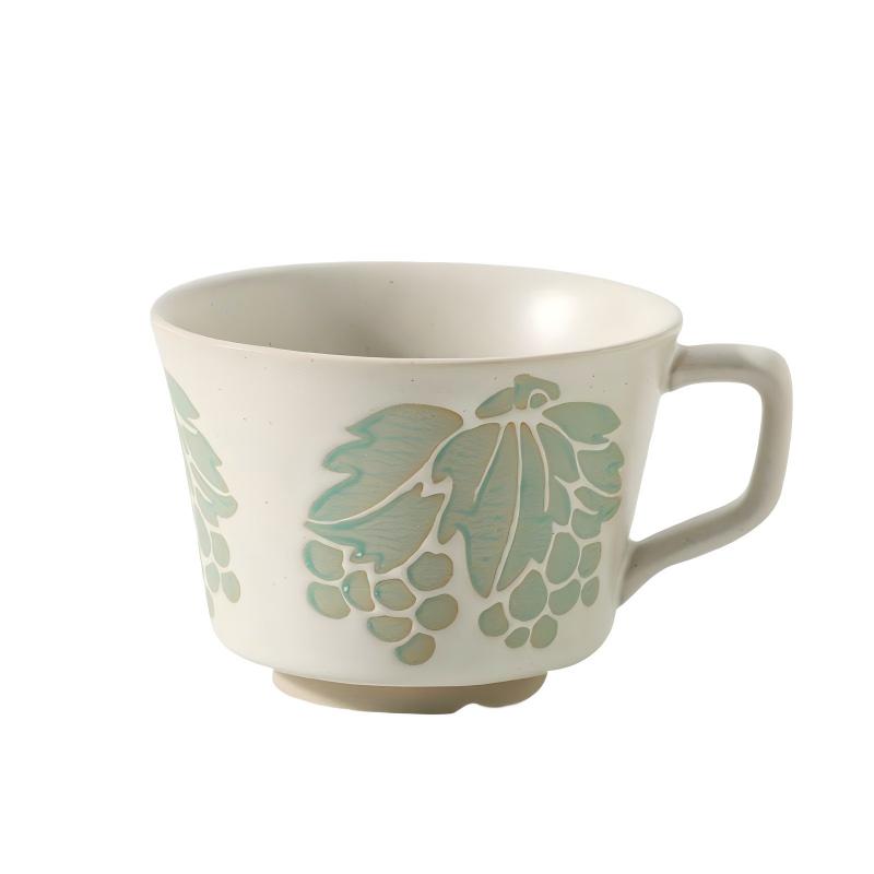 Taza de Café de Cerámica Rústica con Relieve Botánico
