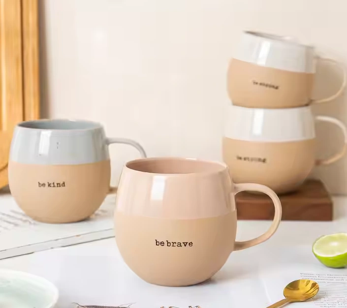 „Be Brave“ Text runde Keramik-Geschenktasse